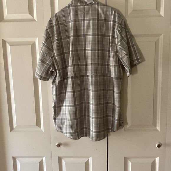 Ocean & Coast mens button down short sleeve shirt Lg gray plaid outdoor active - Picture 3 of 11